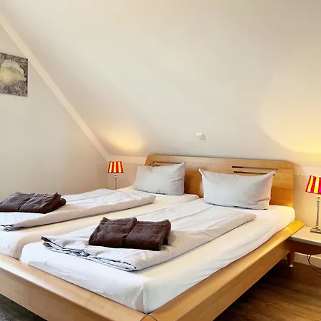 Apartmenthaus Am Nordseestrand Whg 10 An Der Rennweide 1b, 70qm Apartamento Dangast